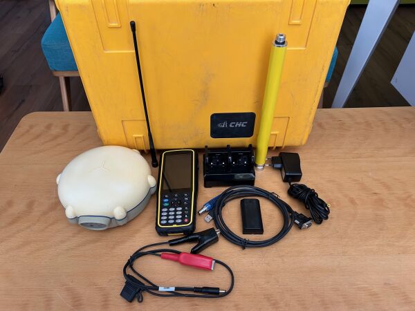 CHC X91 GPS with CHC HCE800 Hand Terminal - 5