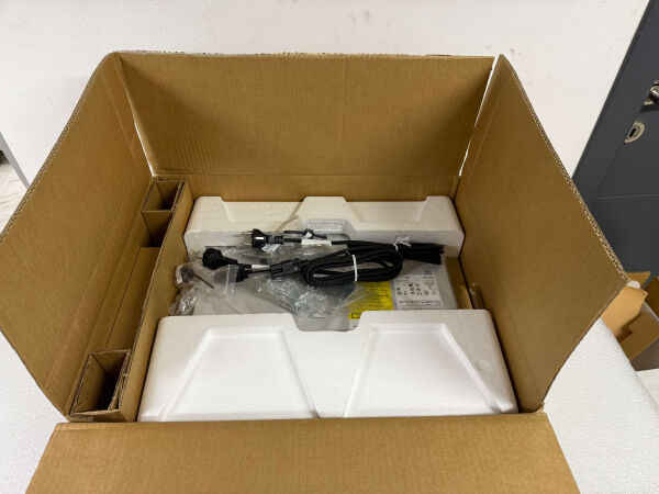 Cisco C9200L-48P-4X-E Catalyst 9200L 48-port PoE+, 4 x 10G, Network - 5