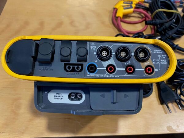 Fluke 1730 Üç Fazlı Güç Kayıt Cihazı Enerji Analizörü - 3