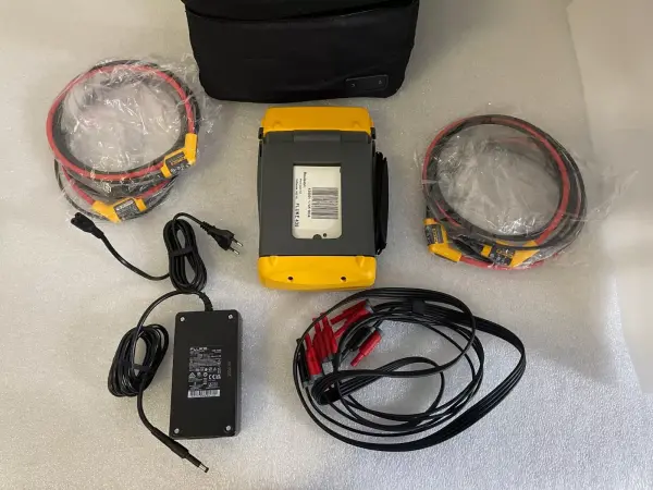 Fluke 435 Üç Fazlı Güç Kalitesi Analizörü ve i430-FLEXI-TF-II - 4