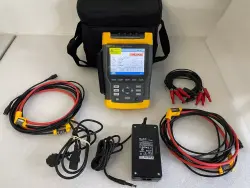 Fluke 435 Üç Fazlı Güç Kalitesi Analizörü ve i430-FLEXI-TF-II - 1
