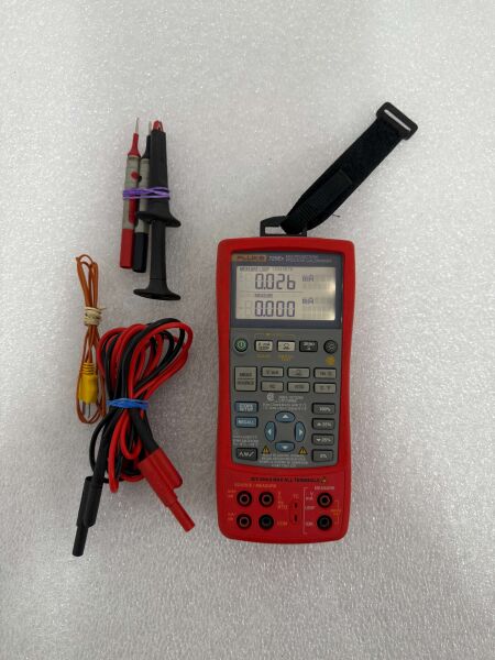 FLUKE 725EX Multifunction Process Calibrator - 1