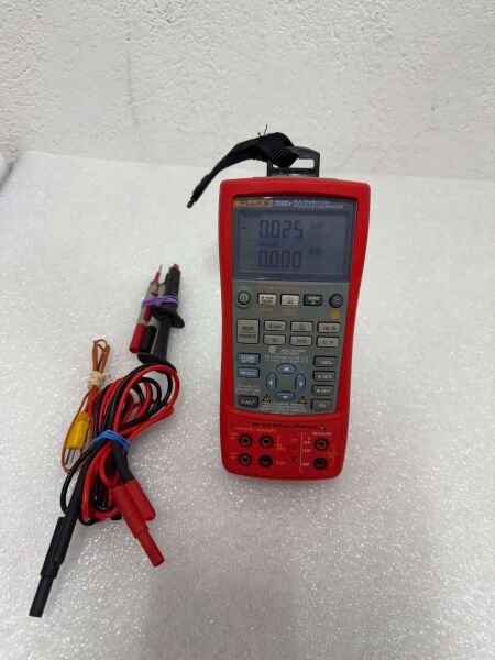 FLUKE 725EX Multifunction Process Calibrator - 7