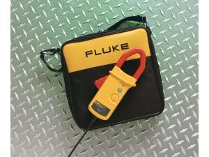 Fluke 87V TRMS Dijital Multimetre - i410 AC/DC Akım Pensi ve L215 SureGrip Kit, Prob Işığı ve Prob Uzatıcı ile birlikte - 5