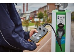 Fluke FEV300/KIT SCH - EV Şarj İstasyonu Test Adaptörü Seti: 1664 FC Tesisat Test Cihazı ve Tip 2 Konektör - 4