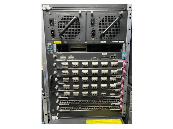Cisco Catalyst 4510R + WS-X4516 Sup + WS-X4306-GB + WS-X4424-GB - 1