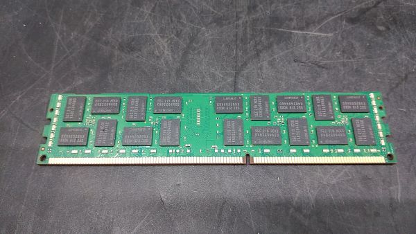 Samsung 8GB PC3-12800R DDR3 M393B1K70DH0-CK0 SERVER RAM - 2