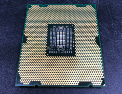 Intel Xeon E5-2690 SR0L0 2.90 GHz 8 Core 20MB Server CPU - Intel (1)