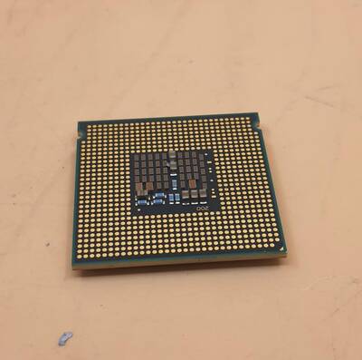 Intel Xeon E5345 SLAC5 2.33Ghz Quad Core CPU processor LGA771 - 4