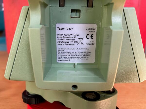 Leica TC-407 Total Station - 4