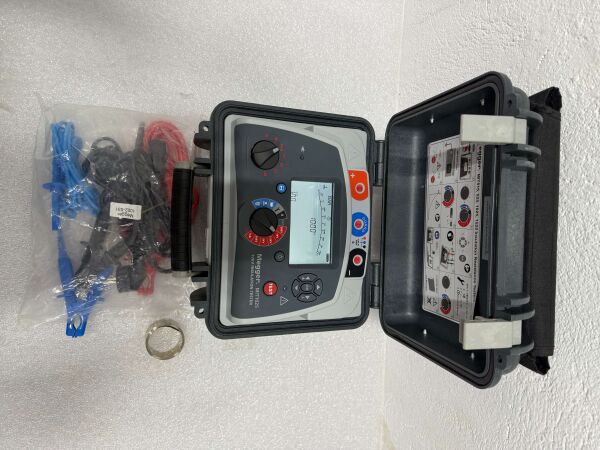 Megger MIT1025 10kV Insulation Resistance Tester - 3