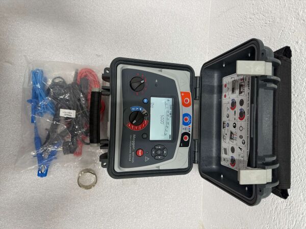 Megger MIT1025 10kV Insulation Resistance Tester - 5