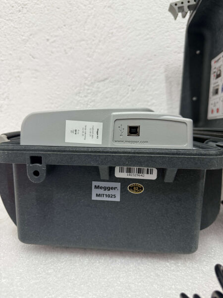 Megger MIT1025 10kV Insulation Resistance Tester - 9