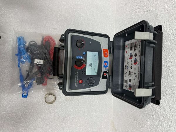 Megger MIT1025 10kV Insulation Resistance Tester - 10