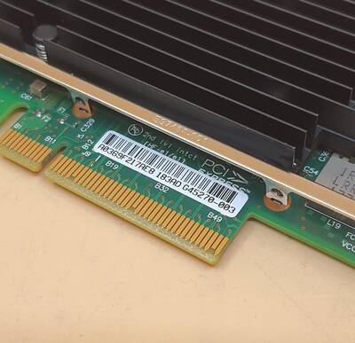 NETWORK ADAPTER RJ45 FC 10GB DP PCI-E 49Y7960 49Y7961 49Y7962