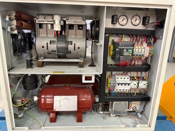 Peak Scientific Instruments Genius ABN2ZA Nitrogen Generator - 14